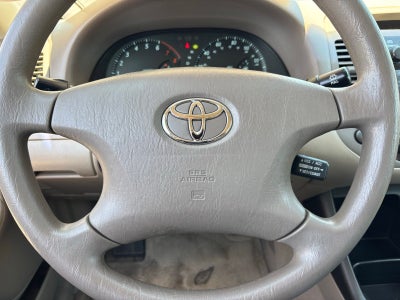 2004 Toyota Camry LE
