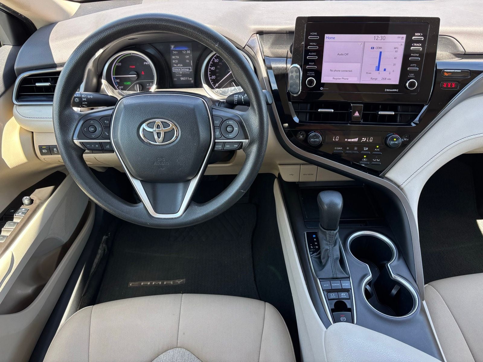 2022 Toyota Camry Hybrid LE