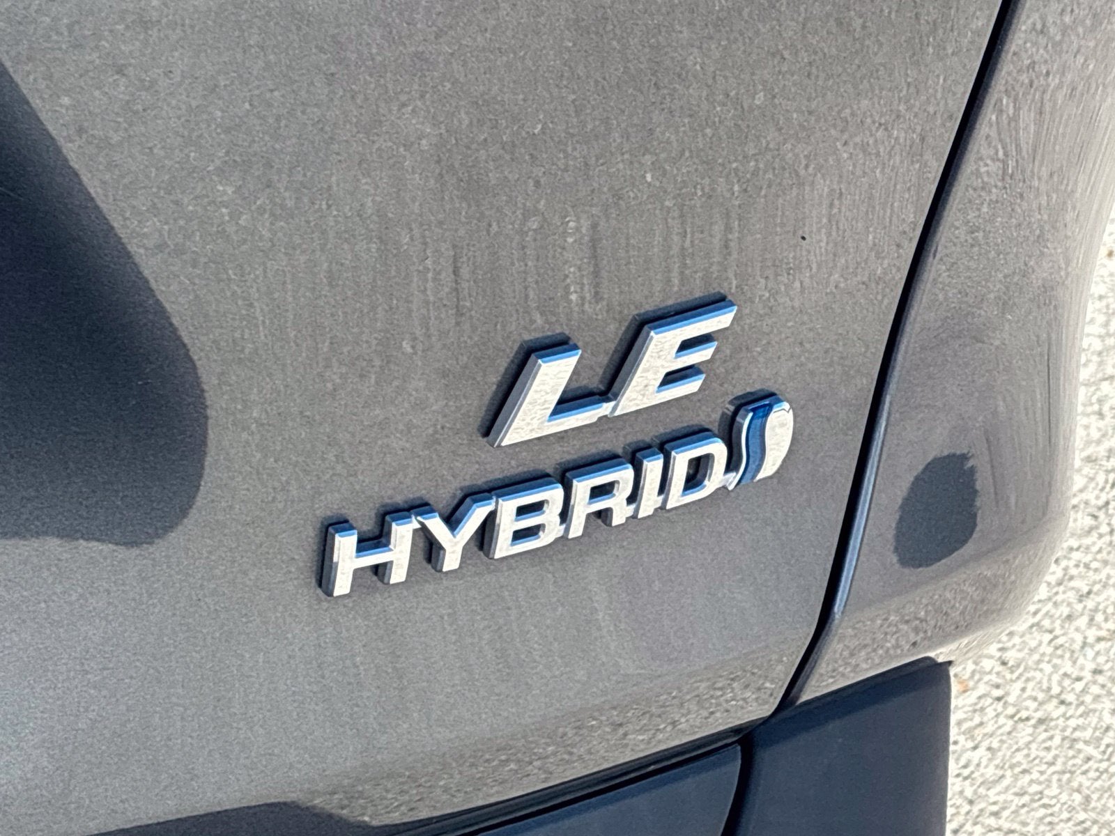 2022 Toyota RAV4 Hybrid LE