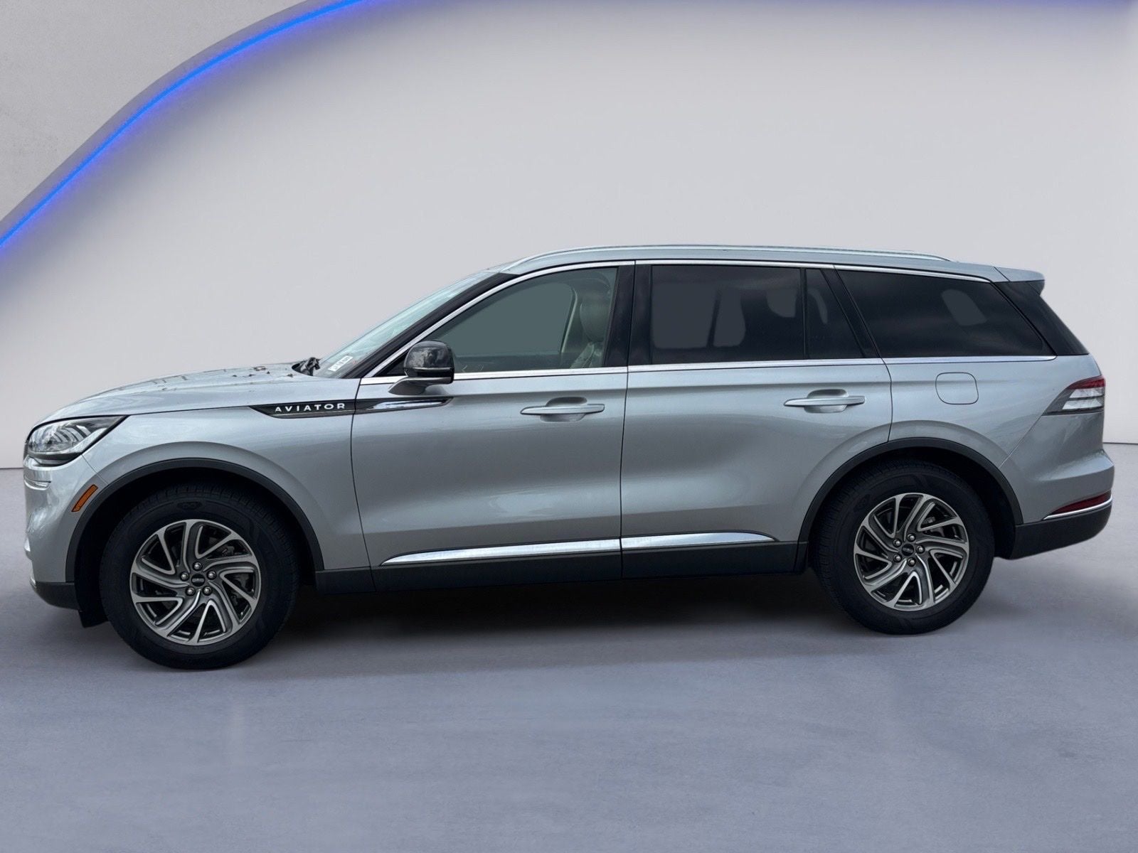 2023 Lincoln Aviator Standard