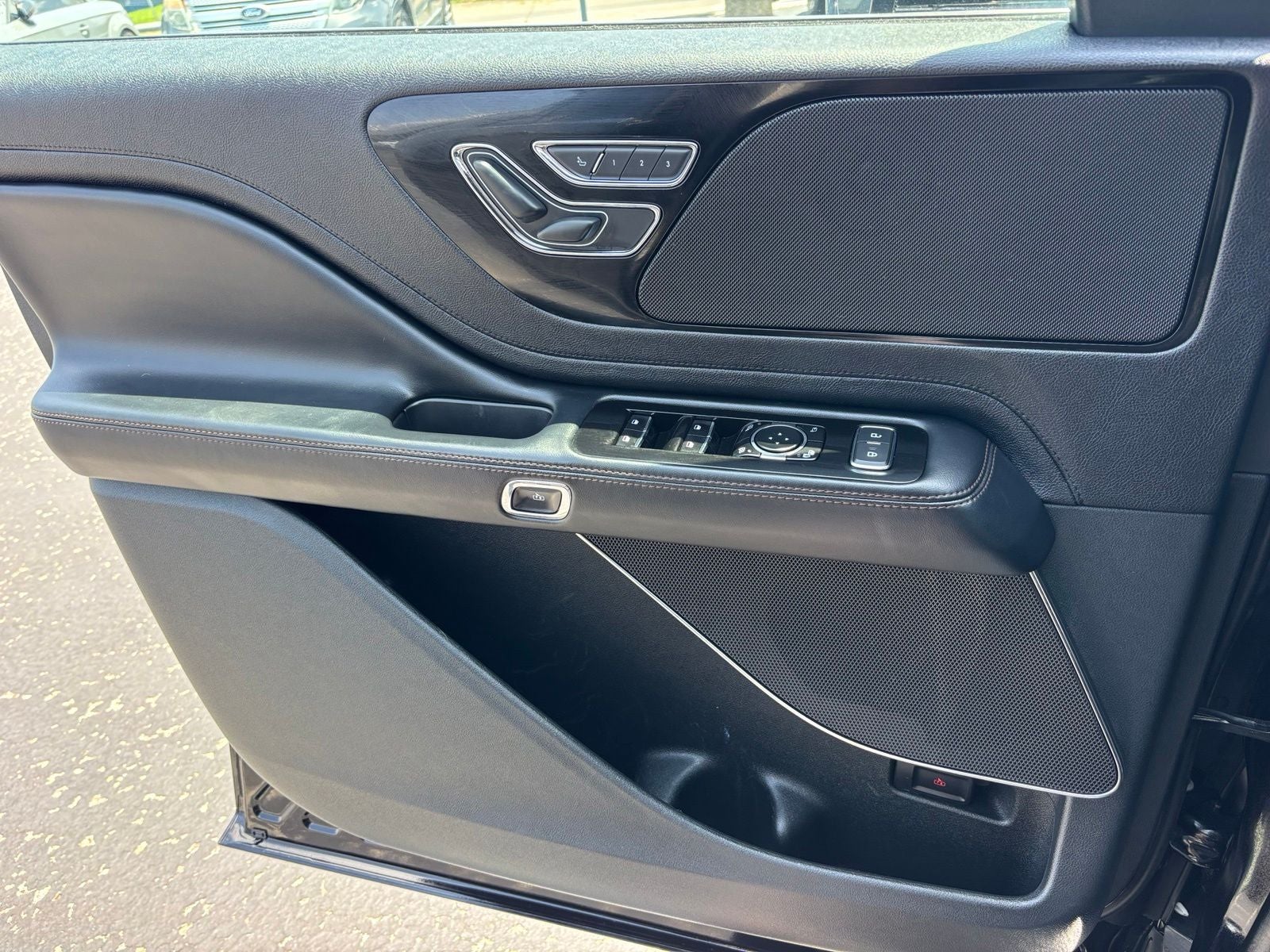 2023 Lincoln Aviator Standard