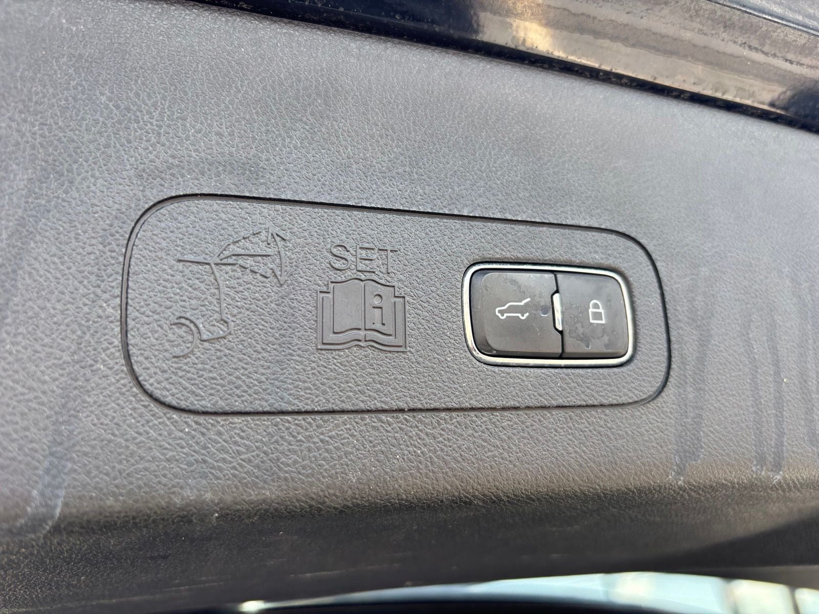 2023 Lincoln Aviator Standard