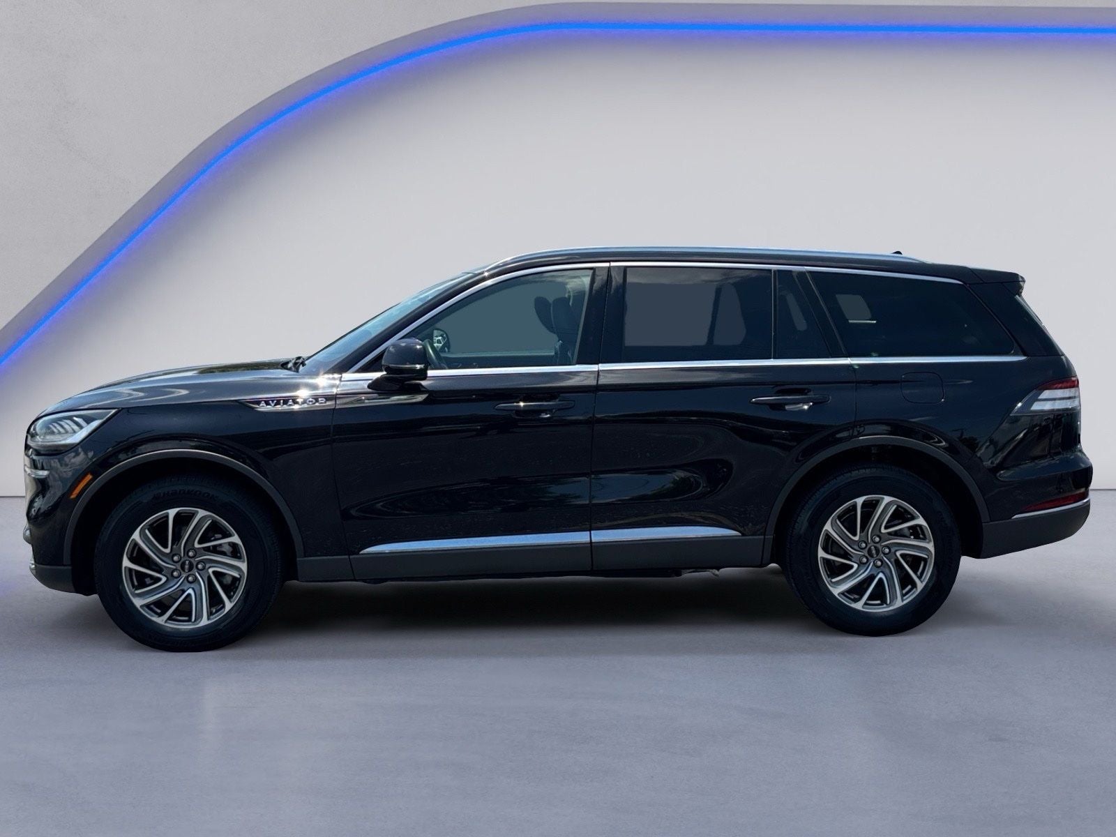 2023 Lincoln Aviator Standard