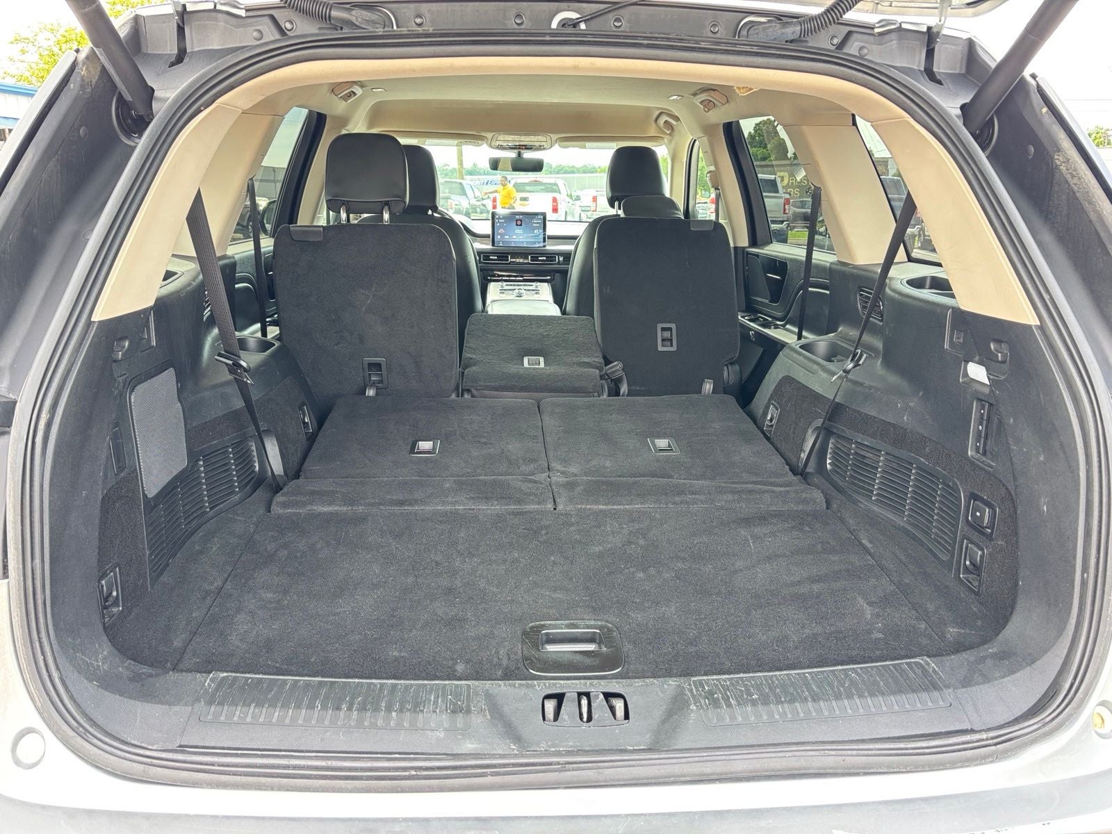 2023 Lincoln Aviator Standard