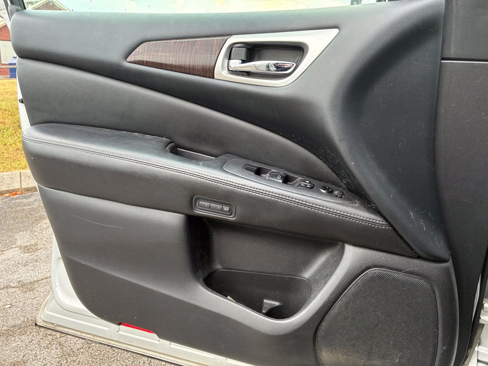 2014 Nissan Pathfinder Platinum
