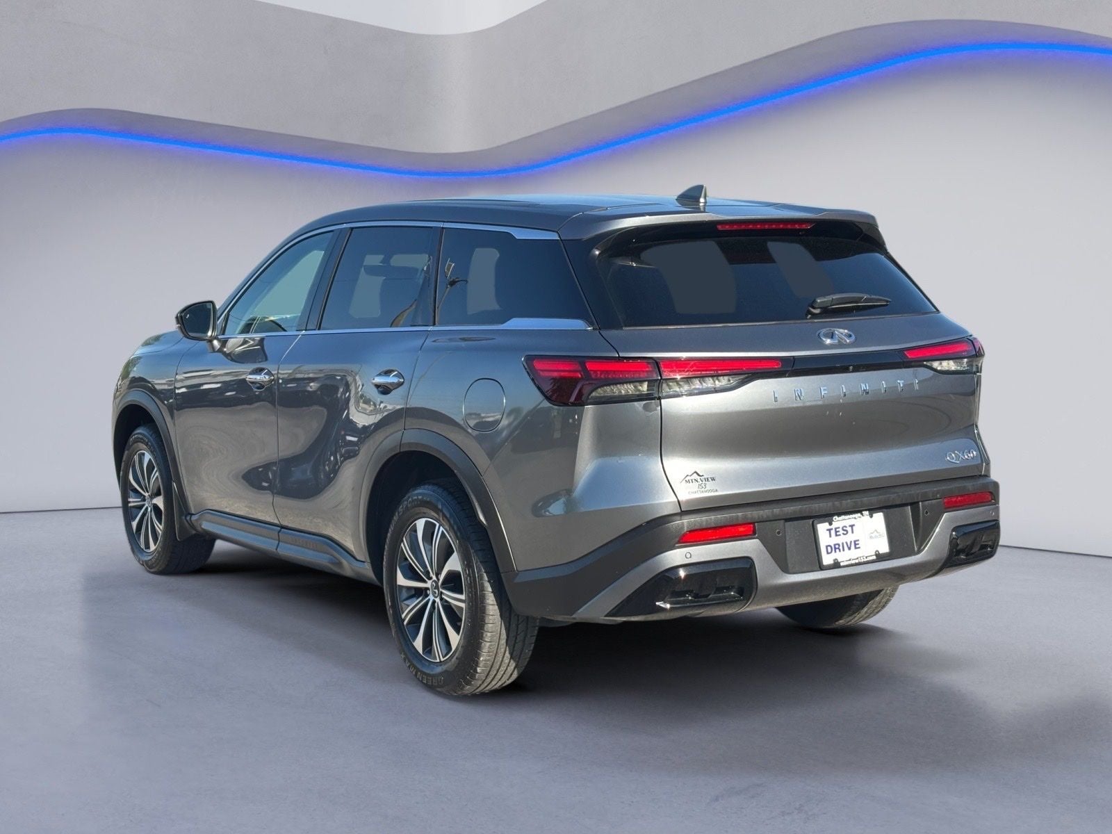 2023 INFINITI QX60 PURE