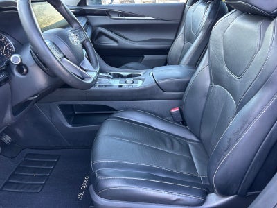 2023 INFINITI QX60 PURE
