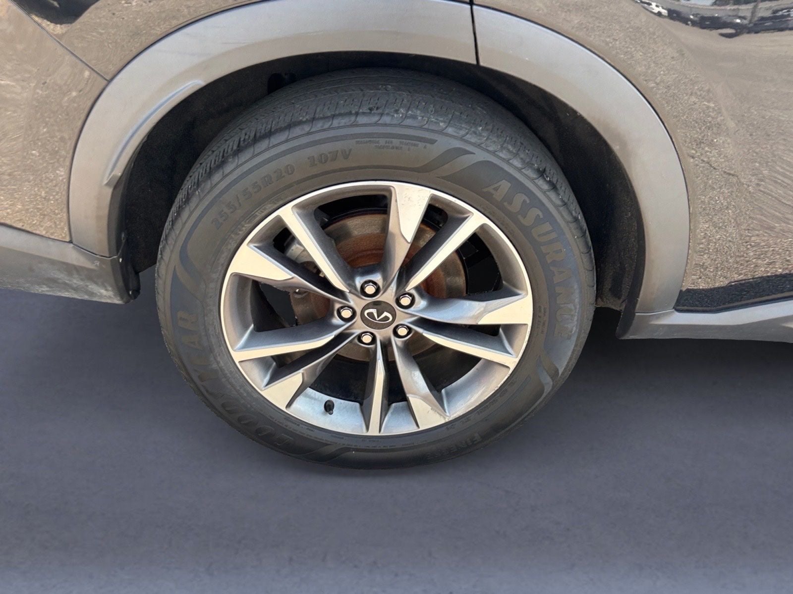 2023 INFINITI QX60 LUXE