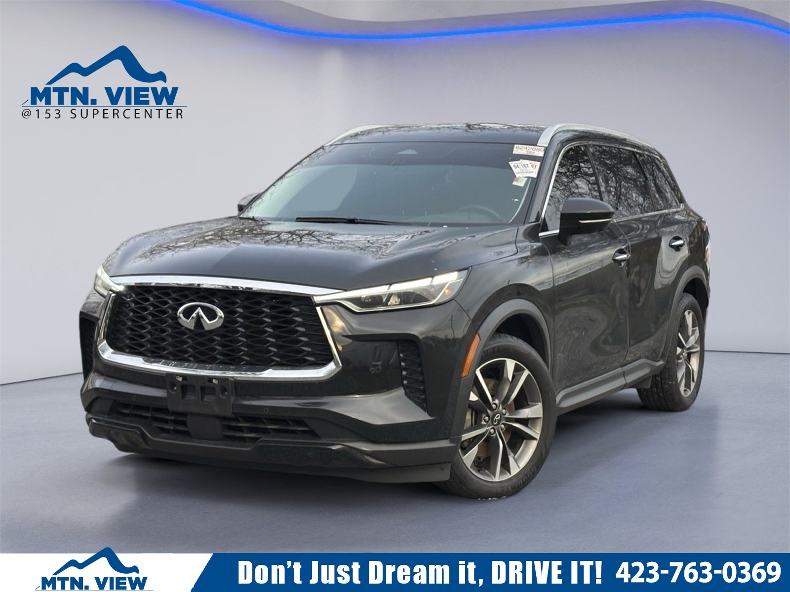 2023 INFINITI QX60 LUXE