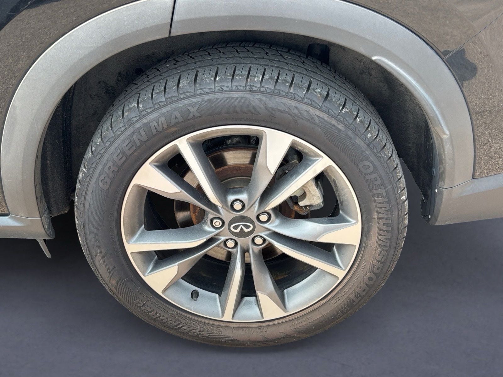 2023 INFINITI QX60 LUXE