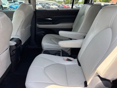2025 Toyota Grand Highlander XLE
