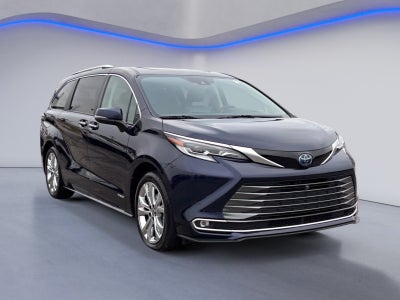 2021 Toyota Sienna Platinum 7 Passenger