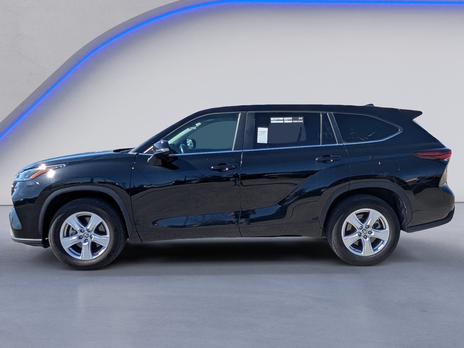 2024 Toyota Highlander Base