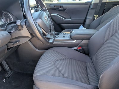 2024 Toyota Highlander Base