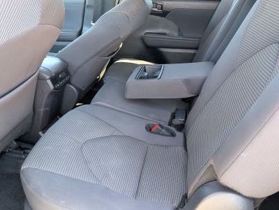 2024 Toyota Highlander Base