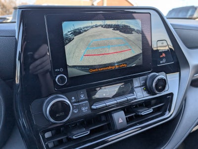 2024 Toyota Highlander Base