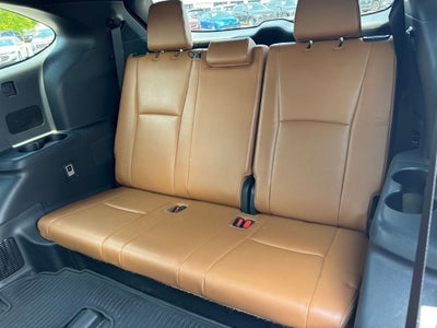 2024 Toyota Highlander Platinum