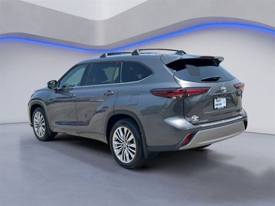 2024 Toyota Highlander Platinum