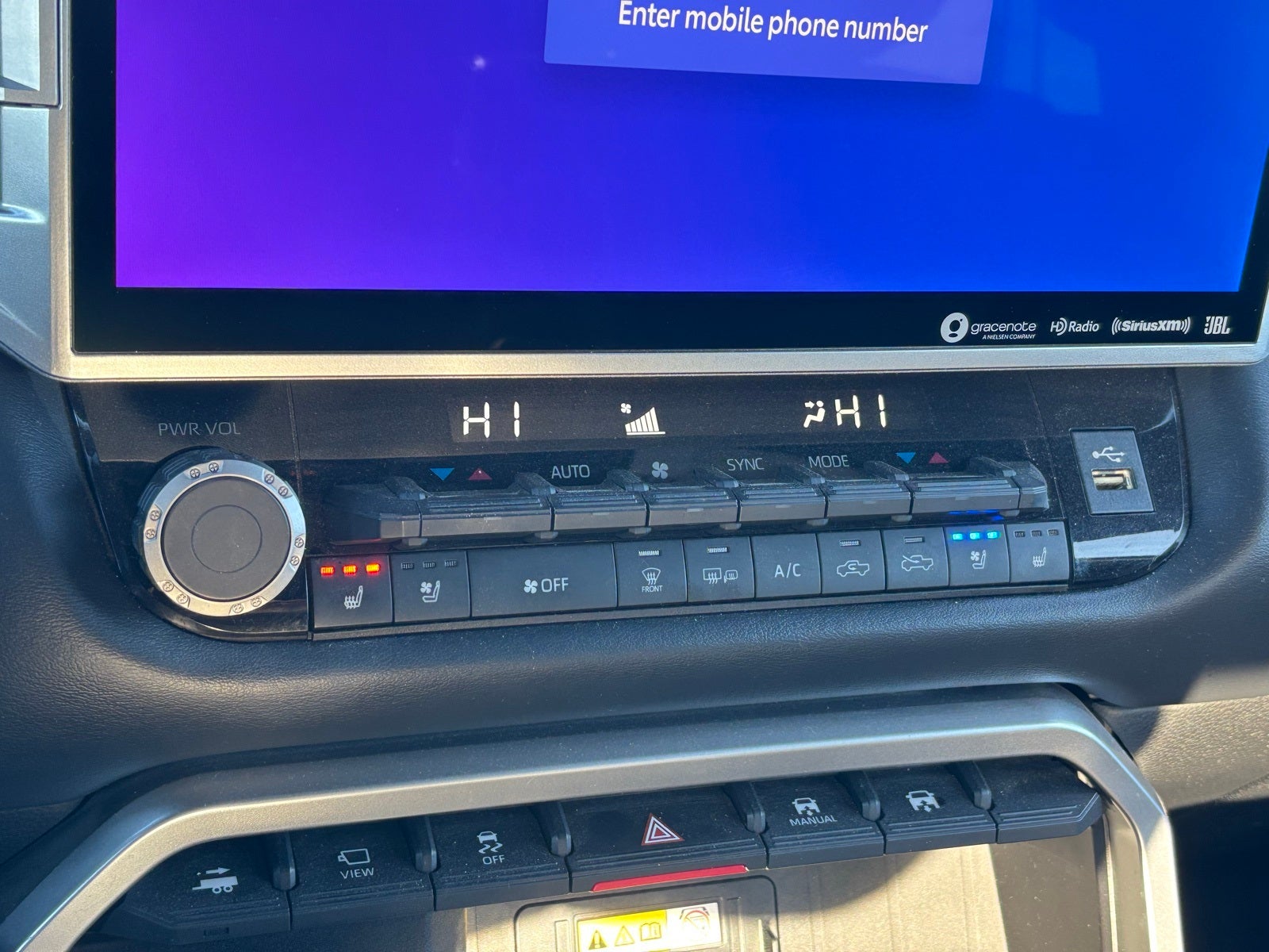 2022 Toyota Tundra Platinum