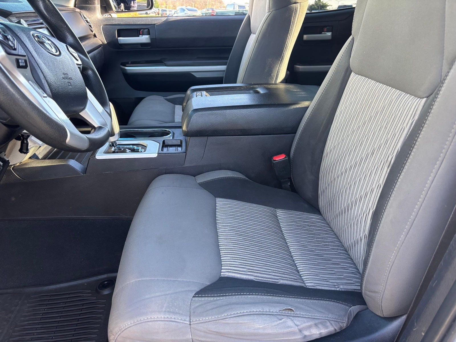 2016 Toyota Tundra SR5