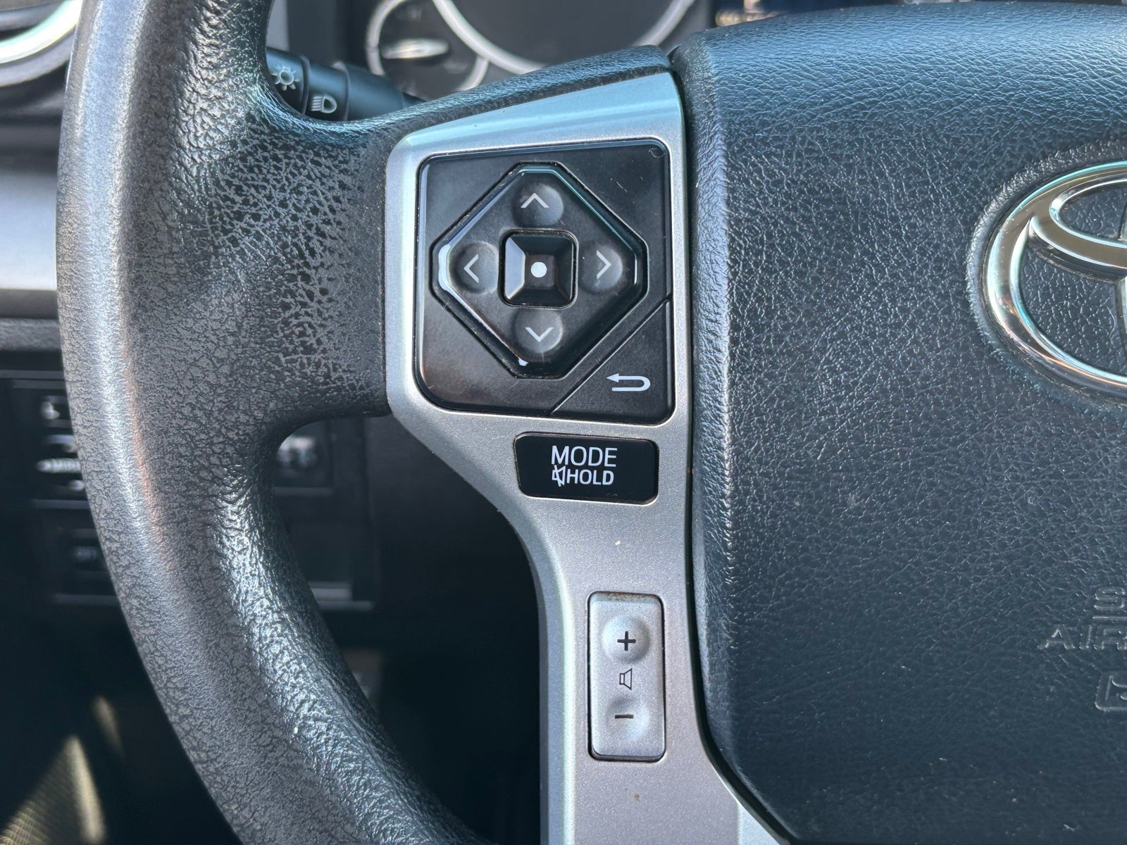 2016 Toyota Tundra SR5