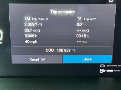 2023 Volvo S60 Recharge Plug-In Hybrid T8 Plus Dark Theme