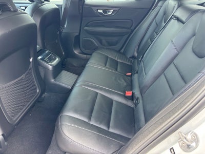 2023 Volvo S60 Recharge Plug-In Hybrid T8 Plus Dark Theme