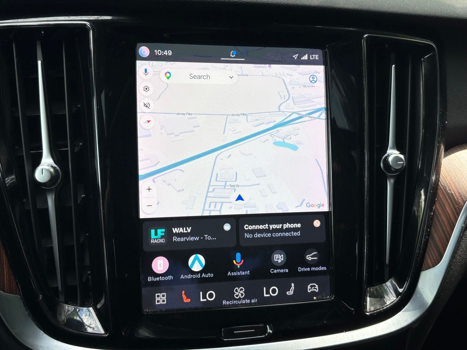 2023 Volvo S60 Recharge Plug-In Hybrid T8 Plus Dark Theme