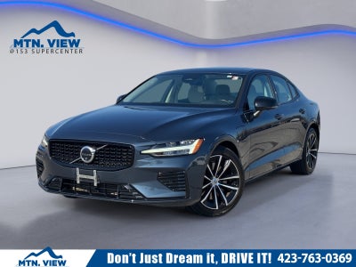 2023 Volvo S60 Recharge Plug-In Hybrid T8 Plus Dark Theme