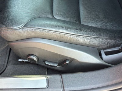 2023 Volvo S60 Recharge Plug-In Hybrid T8 Plus Dark Theme