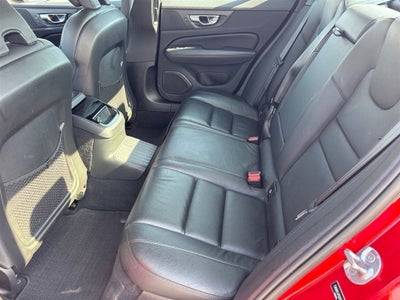 2023 Volvo S60 Recharge Plug-In Hybrid T8 Plus Dark Theme