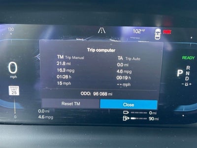 2023 Volvo S60 Recharge Plug-In Hybrid T8 Plus Dark Theme