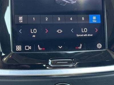 2023 Volvo S60 Recharge Plug-In Hybrid T8 Plus Dark Theme