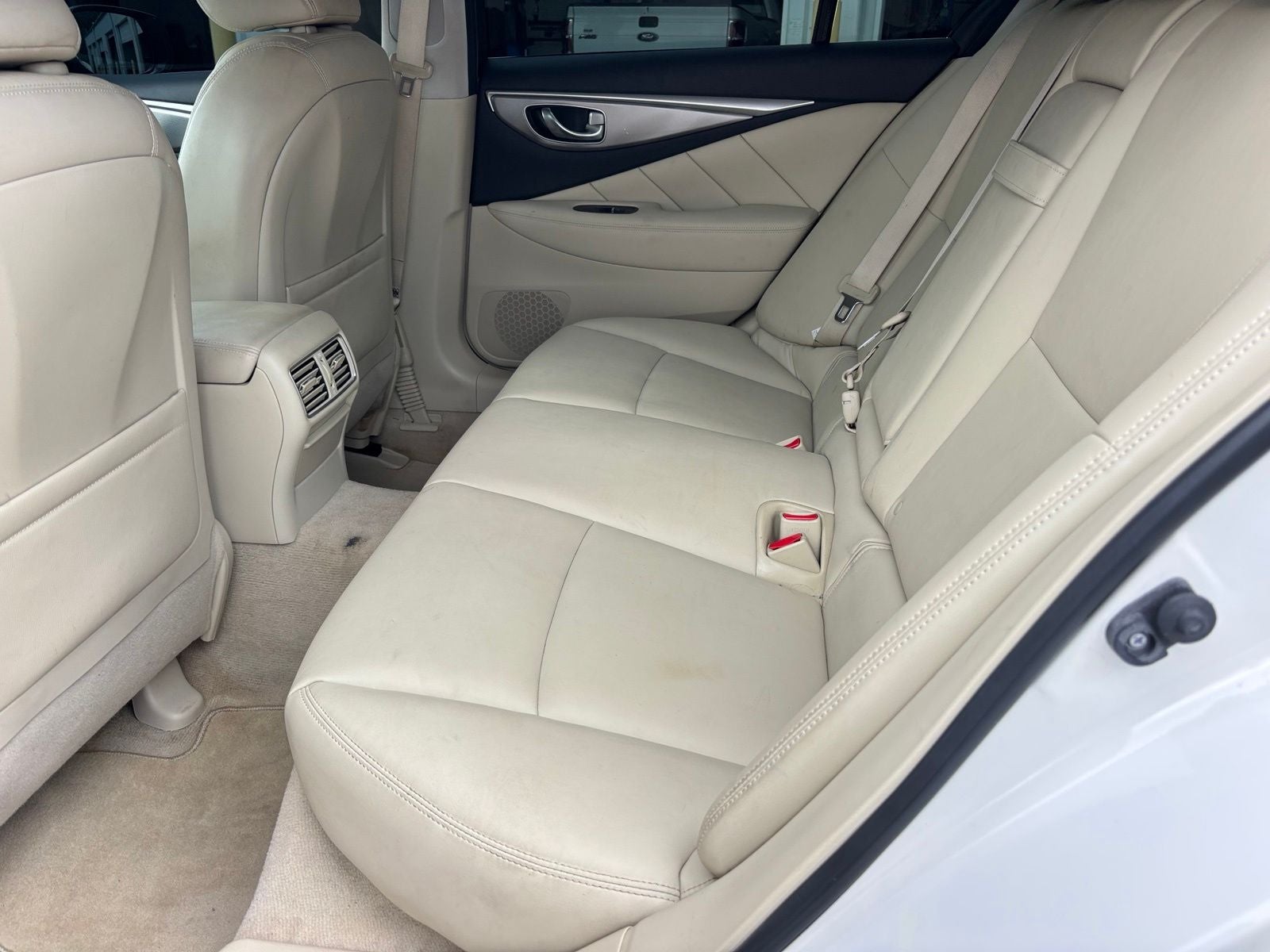 2015 INFINITI Q50 Premium