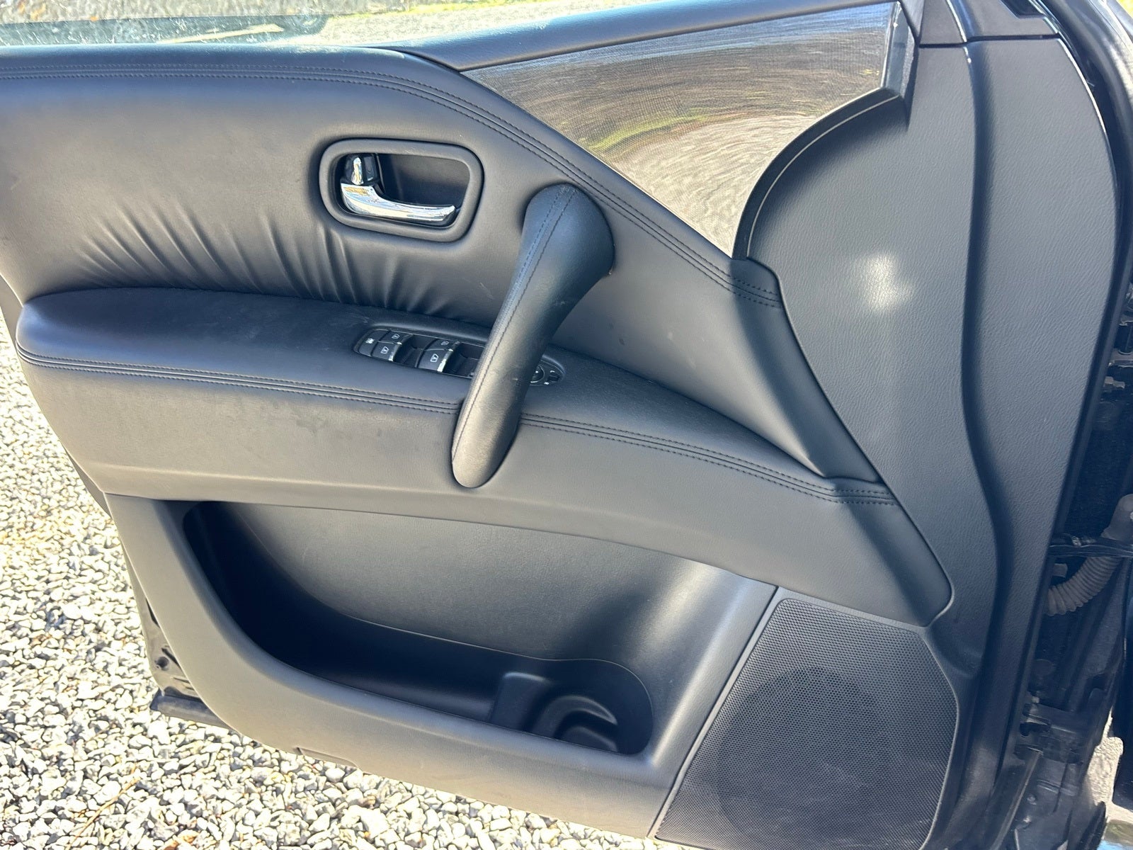 2023 Nissan Armada SV