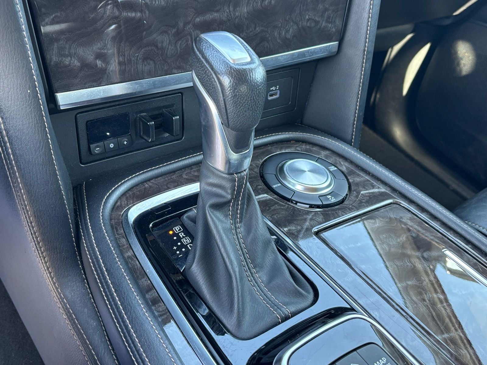 2023 Nissan Armada Platinum