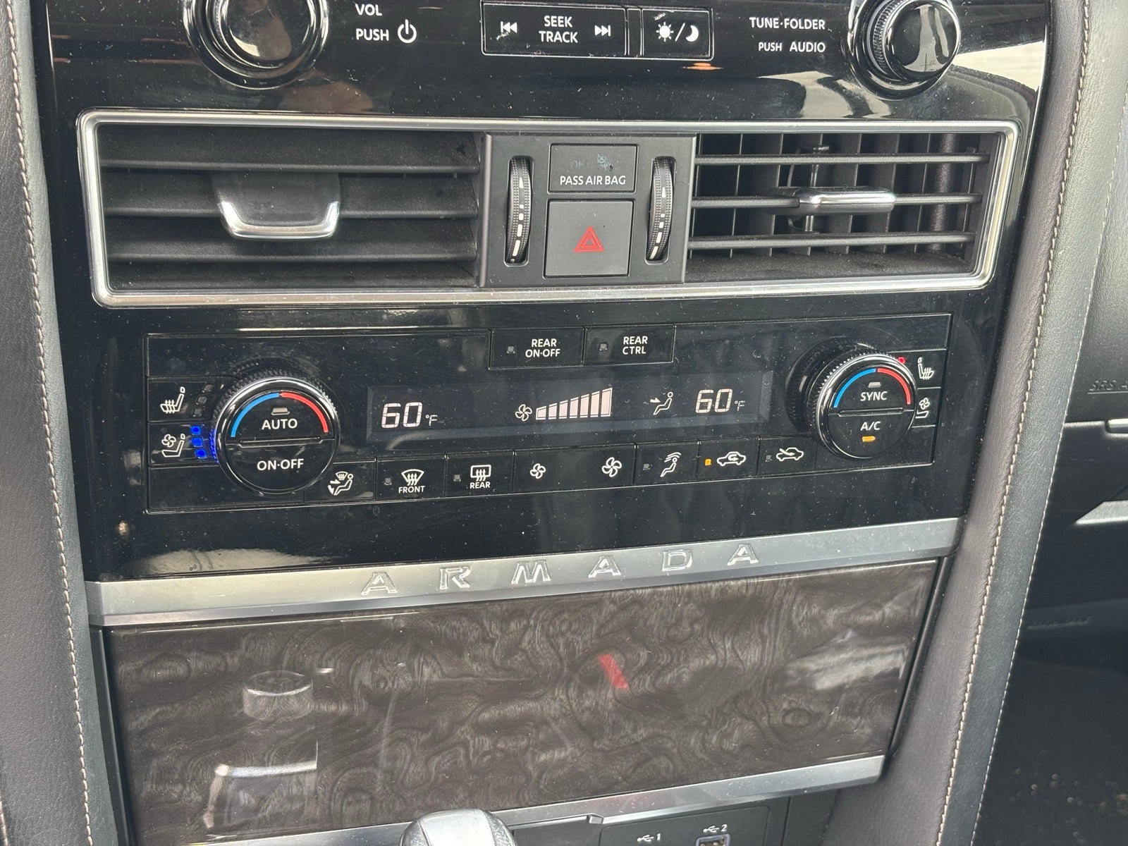 2023 Nissan Armada Platinum