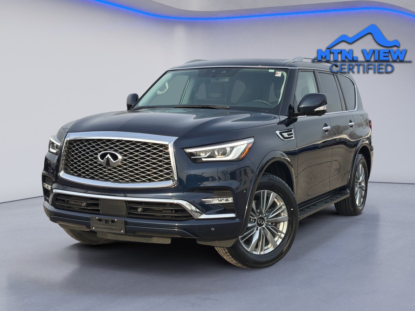 2024 INFINITI QX80 LUXE