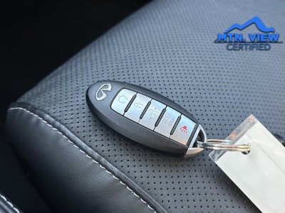 2024 INFINITI QX80 LUXE