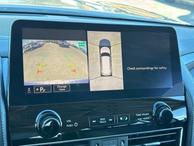 2024 INFINITI QX80 LUXE