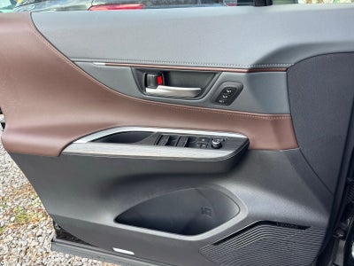 2024 Toyota Venza XLE