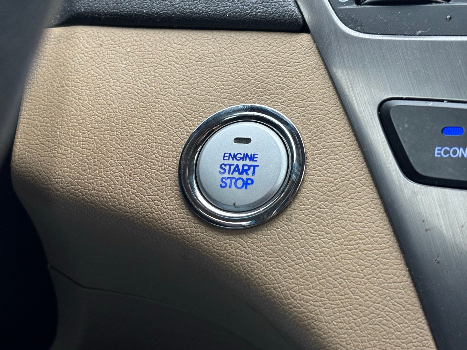 2015 Hyundai Sonata Hybrid Base