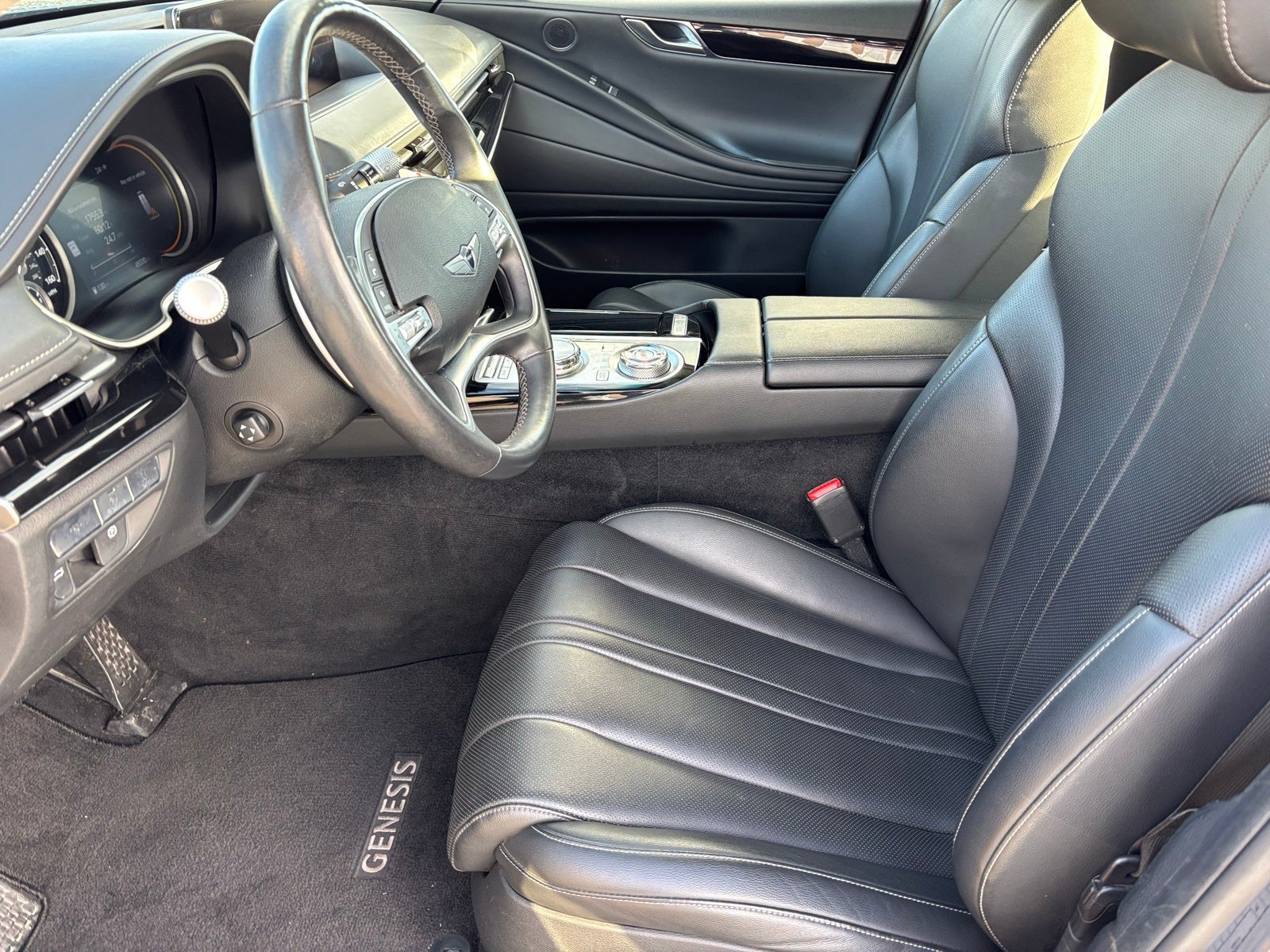 2023 Genesis G80 2.5T