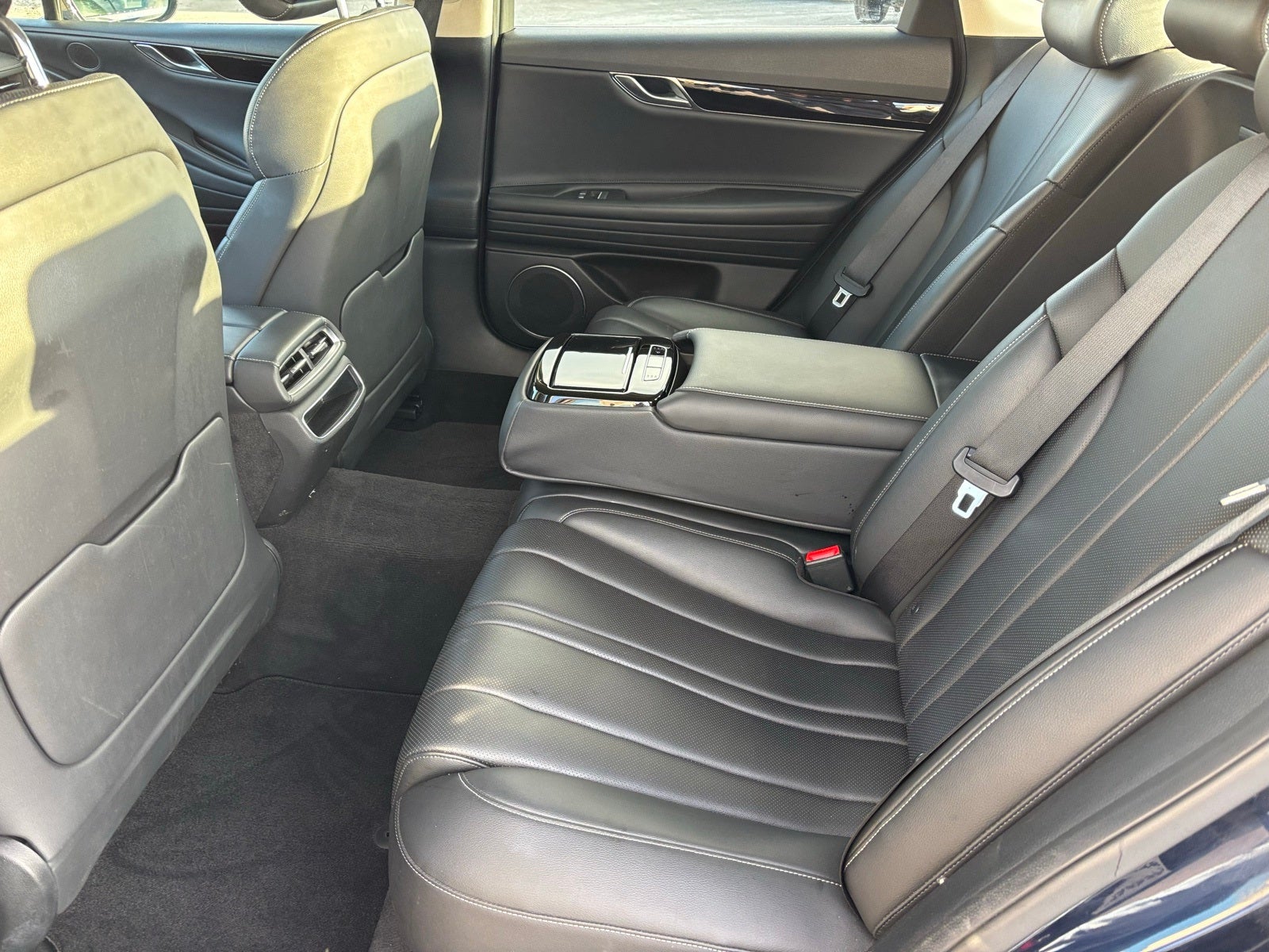 2023 Genesis G80 2.5T