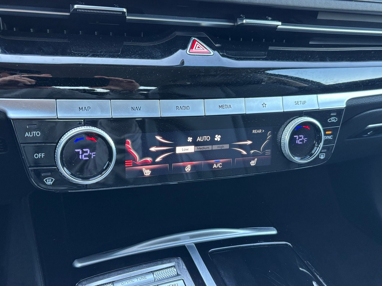 2023 Genesis G80 2.5T