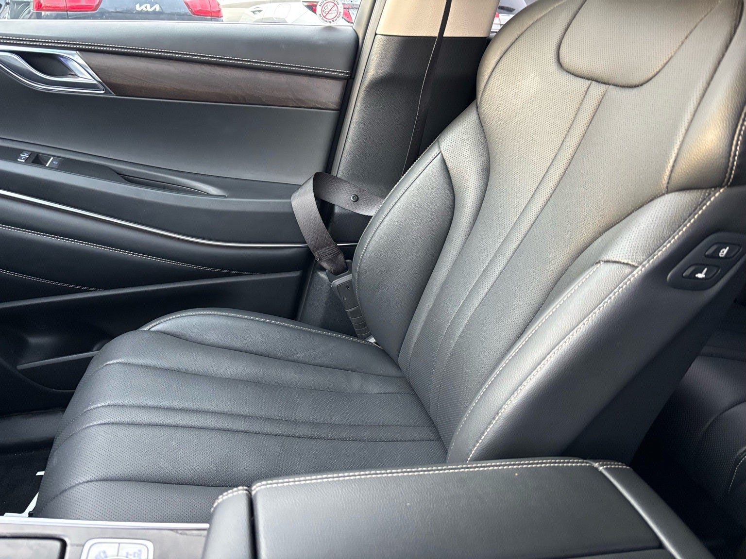 2024 Genesis GV80 2.5T