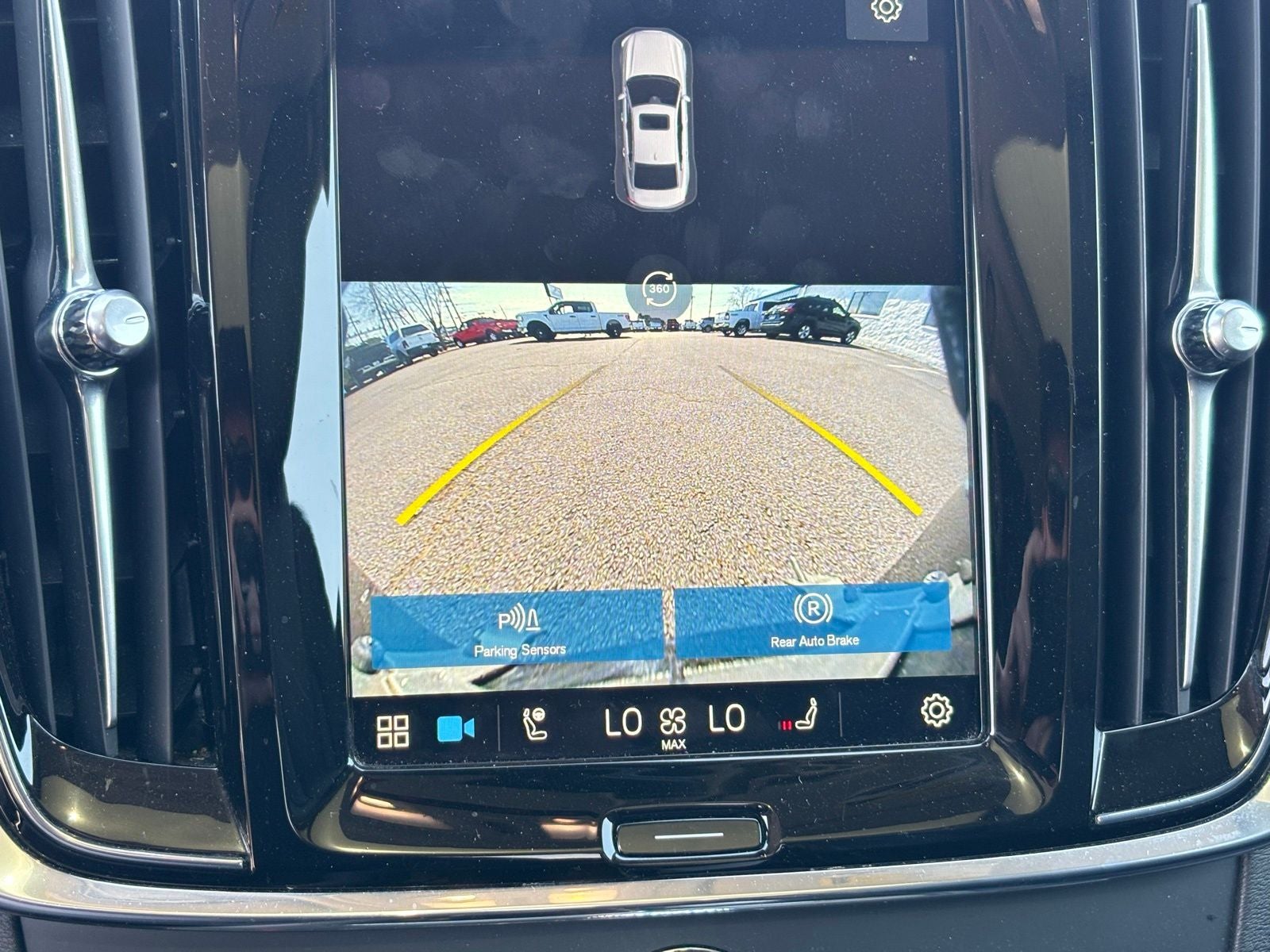 2023 Volvo S90 B6 Plus