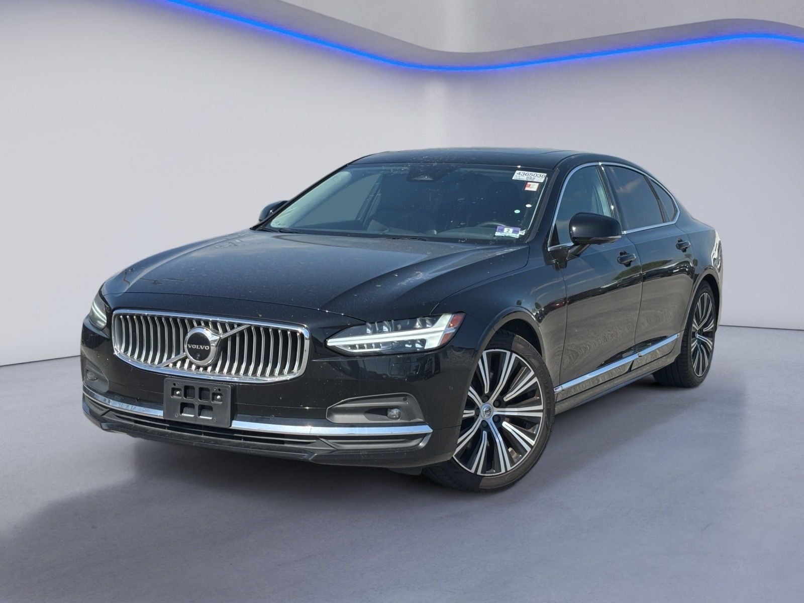 2023 Volvo S90 B6 Plus