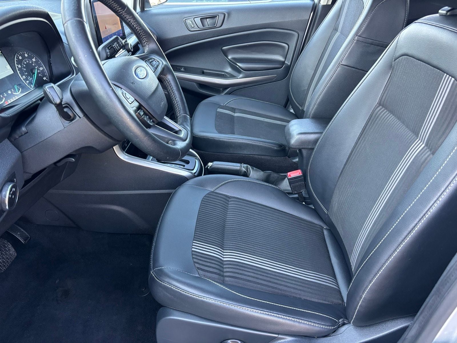 2020 Ford EcoSport SES