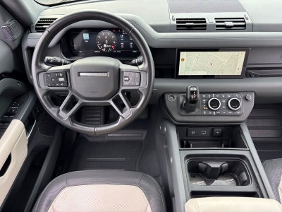 2024 Land Rover Defender 110 X-Dynamic SE